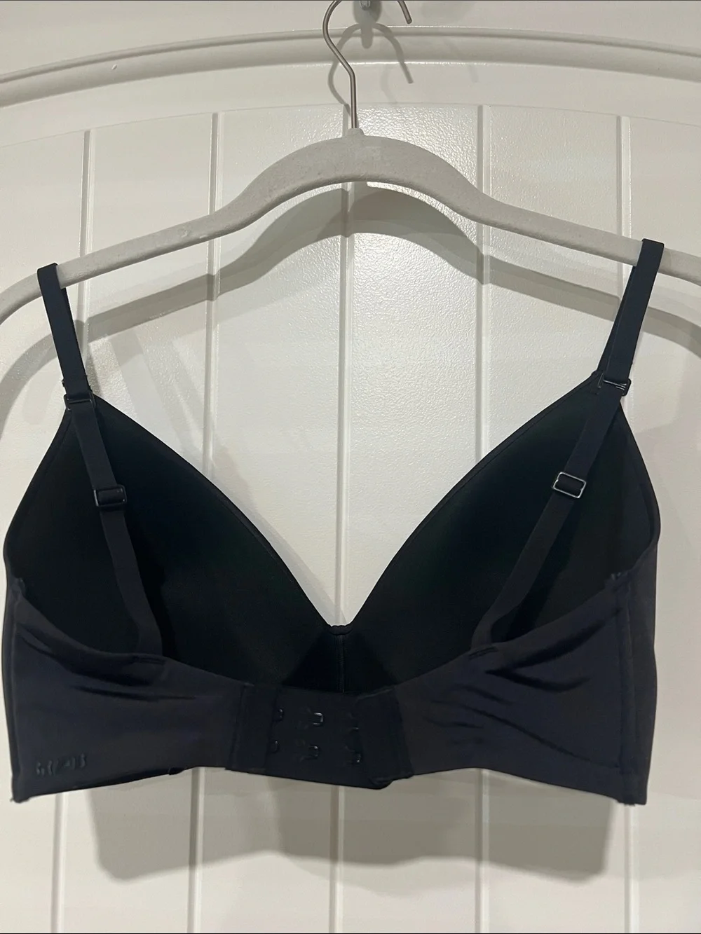 SKIMS WIRELESS FORM T-SHIRT DEMI BRA size 32DD - Picture 9 of 16